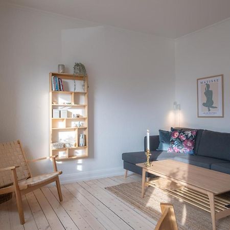 Newly Renovated 1-Bed Apartment In Aalborg Exterior photo
