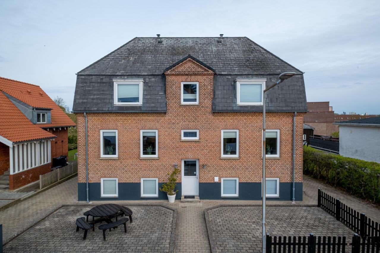 Newly Renovated 1-Bed Apartment In Aalborg Exterior photo